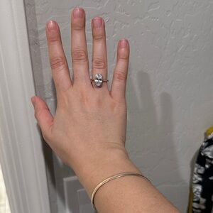 Stunning Silver Oval bezel moissanite Ring (2 carat)